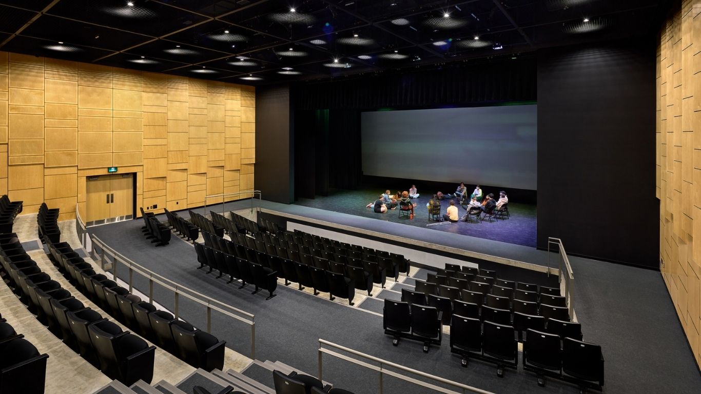 New Westminster Schools 表演藝術空間